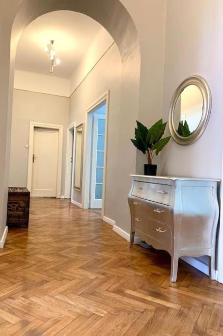 Florianska Grand Apartment 2 Краків Екстер'єр фото